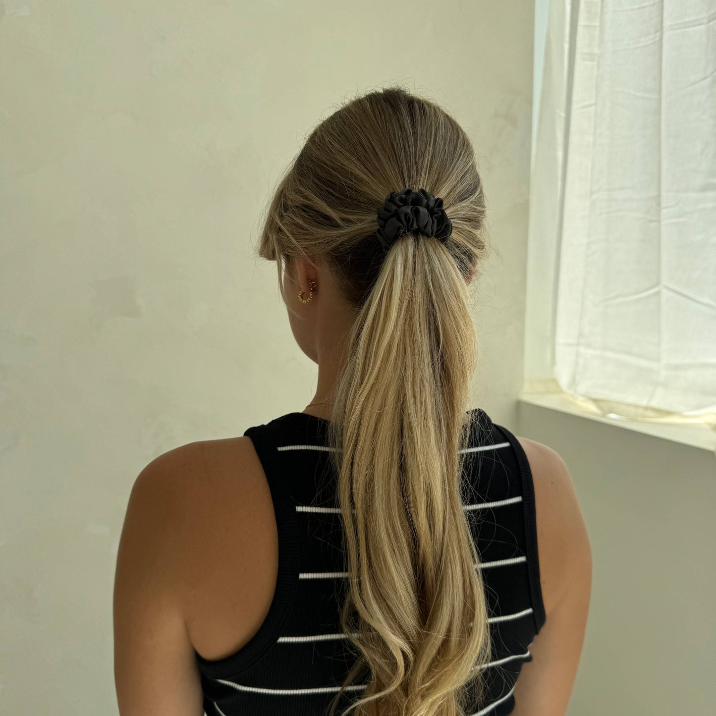 Silk Mini Scrunchie - Dark Grey
