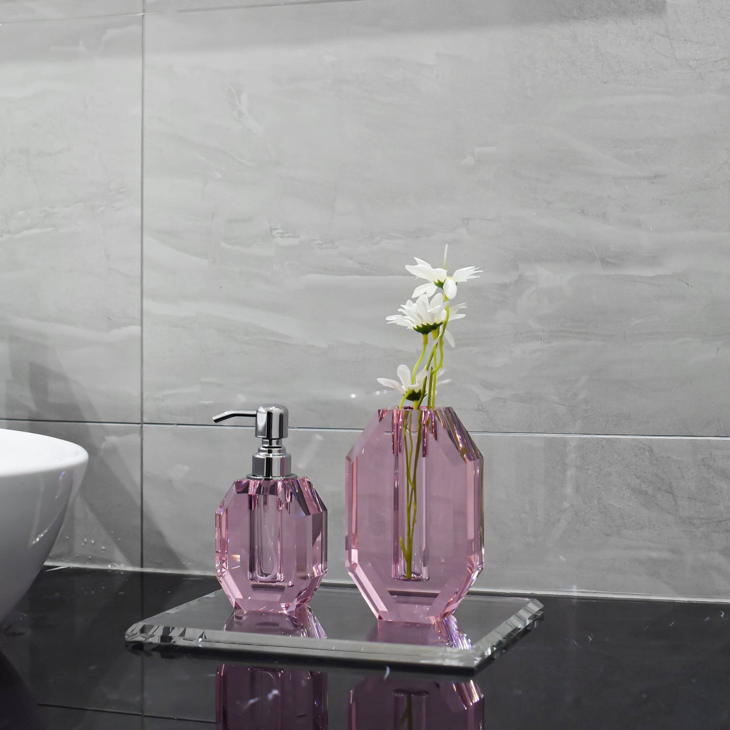 CRYSTAL SOAP DISPENSER: PINK