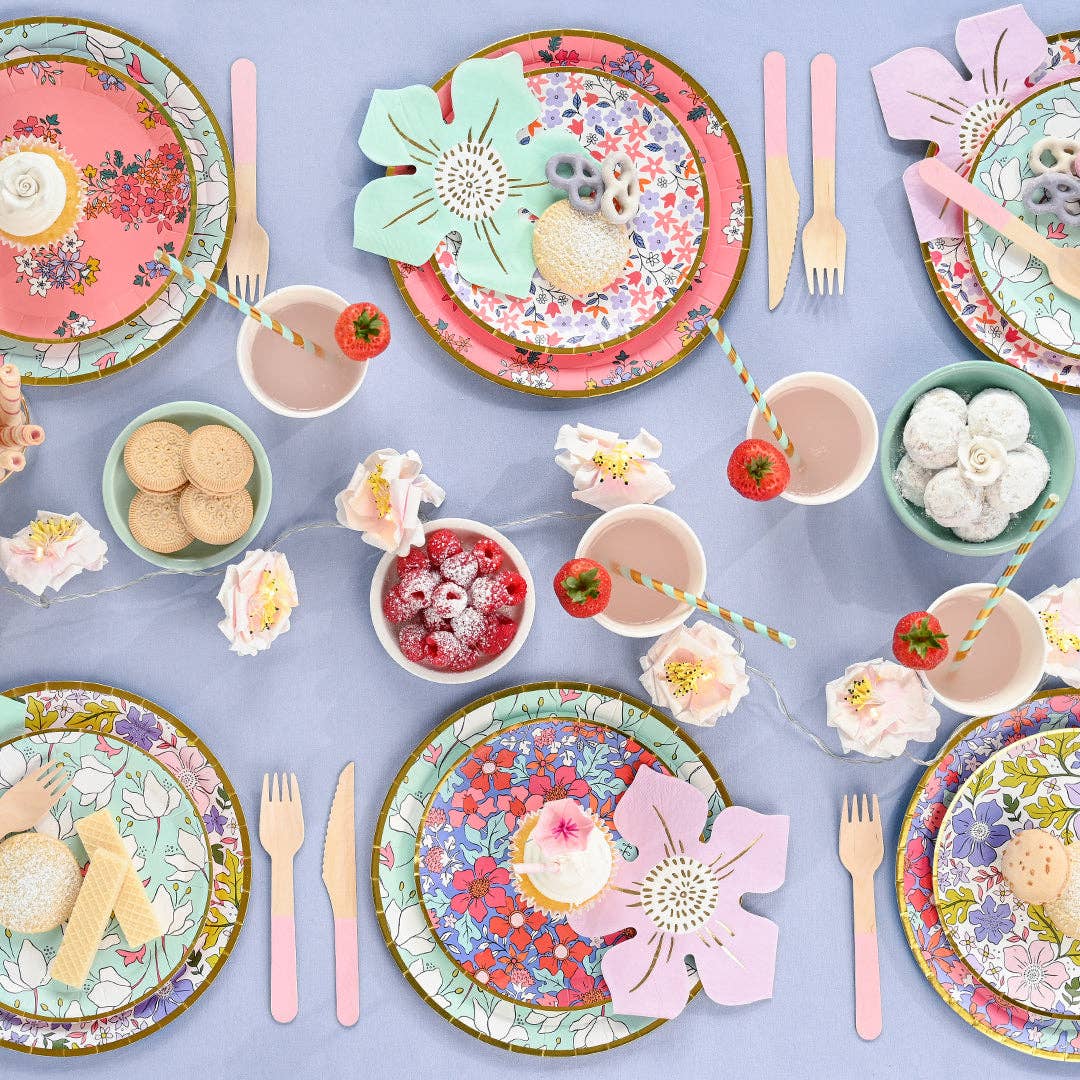 In Full Bloom Large Paper Plates