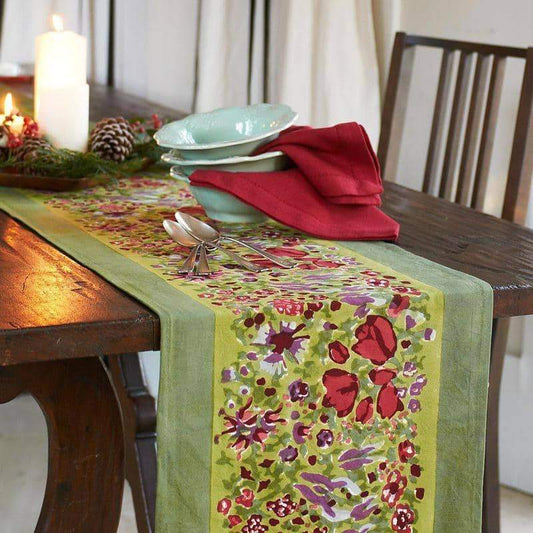 Jardin Red & Green Table Runner